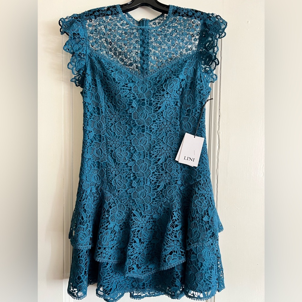 NWT Women’s LINI Size M((8) Lace ruffle Mini Dress, Color Blue, Mock Neck